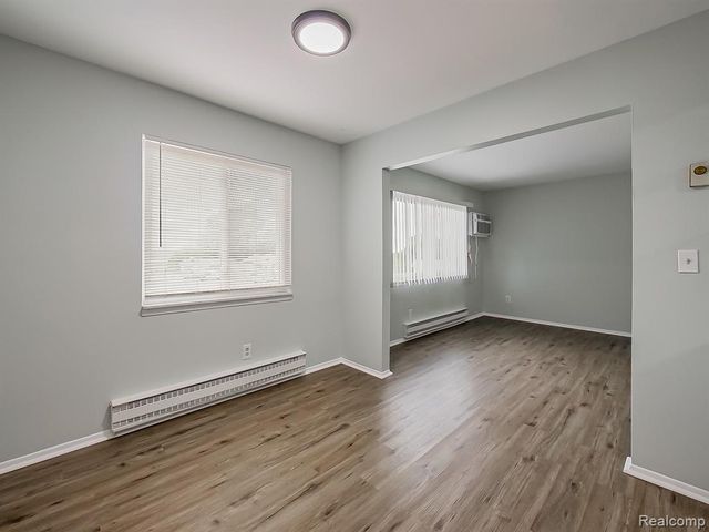 211 Summit Ridge D, White Lake, MI 48386