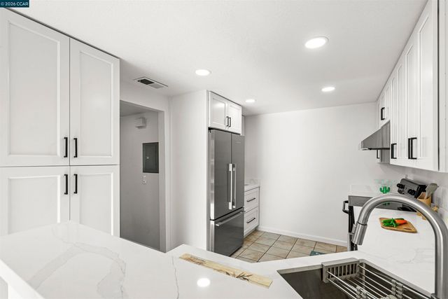 1001 Devonwood, Hercules, CA 94547