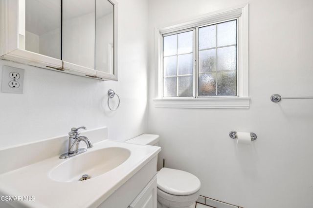 1484 N Rose Street, Burbank, CA 91505