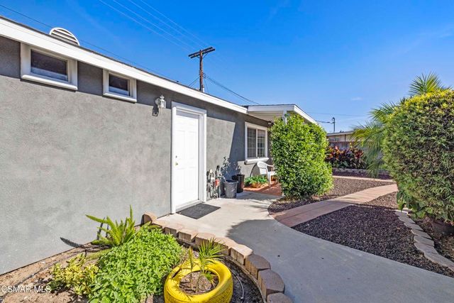 1484 N Rose Street, Burbank, CA 91505