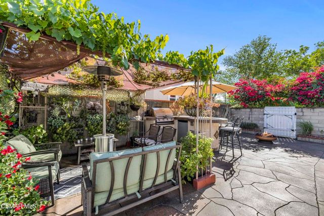 1484 N Rose Street, Burbank, CA 91505