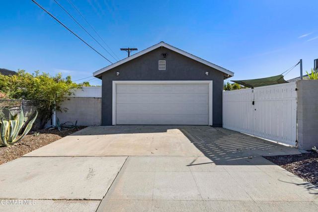 1484 N Rose Street, Burbank, CA 91505