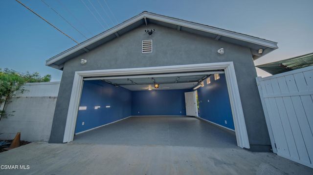 1484 N Rose Street, Burbank, CA 91505