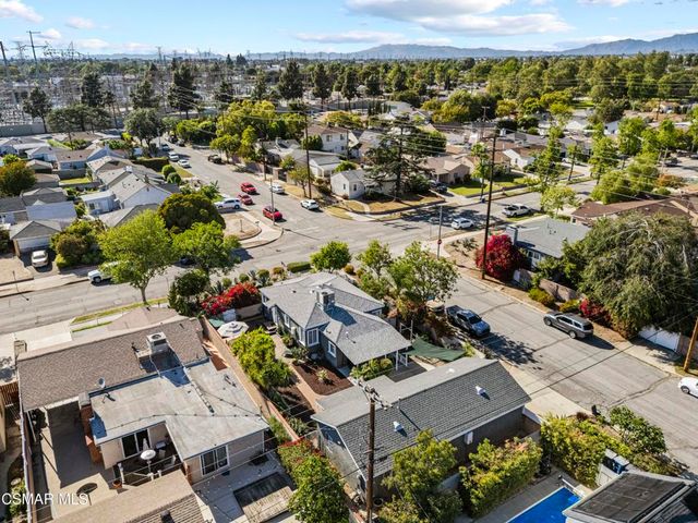 1484 N Rose Street, Burbank, CA 91505