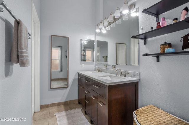 4440 W Rockwood Drive, Tucson, AZ 85741