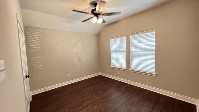 602 Tippit Lane, Greenville, TX 75402