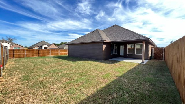 602 Tippit Lane, Greenville, TX 75402
