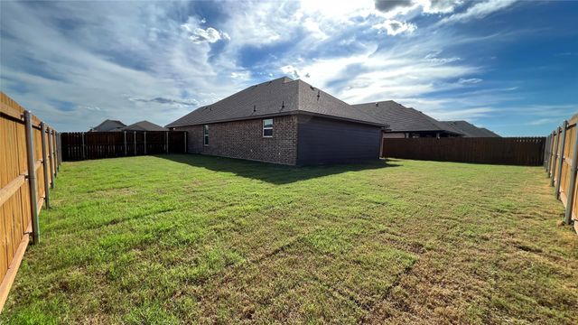 602 Tippit Lane, Greenville, TX 75402