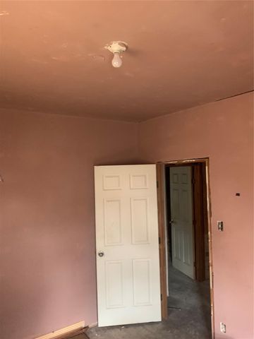 5001 Sherman Street, Houston, TX 77011