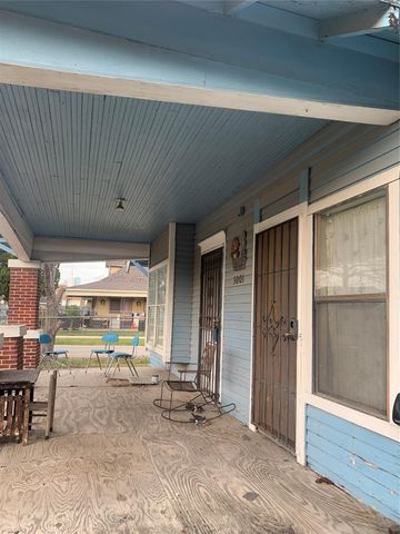 5001 Sherman Street, Houston, TX 77011