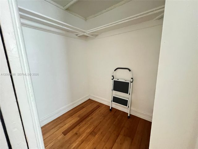 7315 Byron Ave 12, Miami Beach, FL 33141