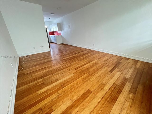 7315 Byron Ave 12, Miami Beach, FL 33141