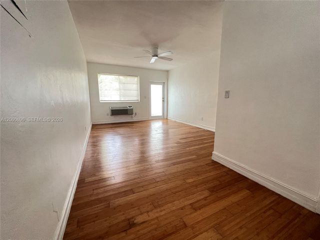 7315 Byron Ave 12, Miami Beach, FL 33141