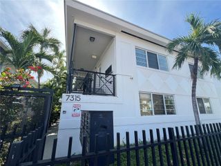 7315 Byron Ave 12, Miami Beach, FL 33141