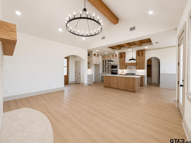 16255 County Road 441, Lindale, TX 75771