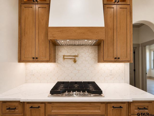 16255 County Road 441, Lindale, TX 75771