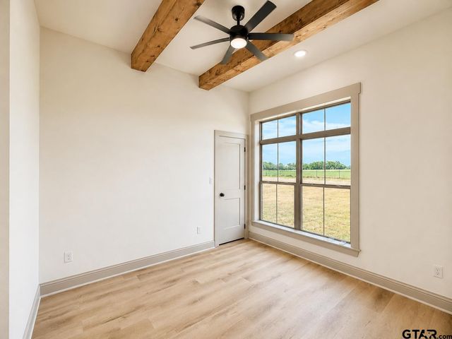 16255 County Road 441, Lindale, TX 75771