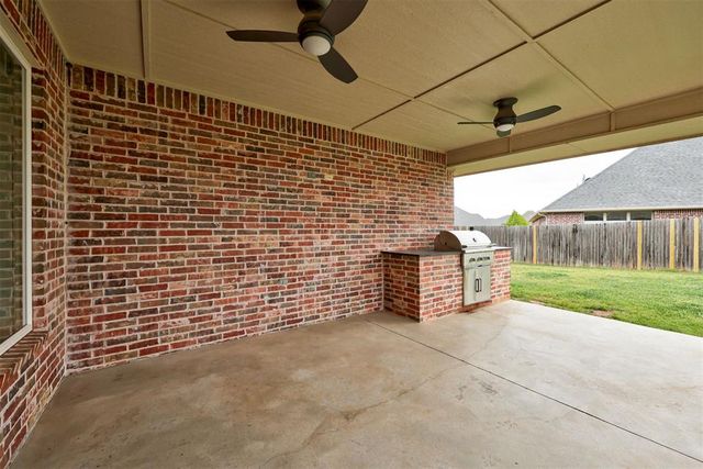 4305 NW 153rd Street, Edmond, OK 73013