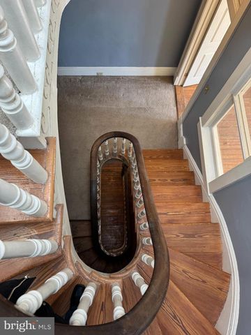 2033 E PRATT ST, Baltimore, MD 21231