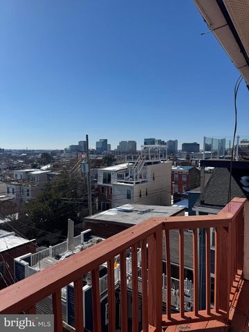 2033 E PRATT ST, Baltimore, MD 21231