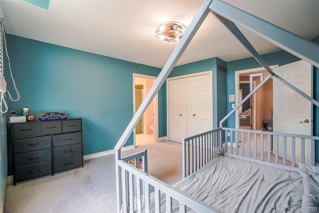 54182 Queensborough Drive, Shelby Charter Township, MI 48315
