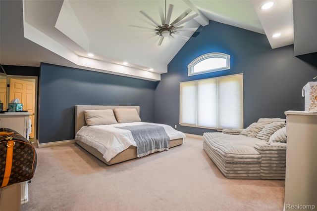 54182 Queensborough Drive, Shelby Charter Township, MI 48315