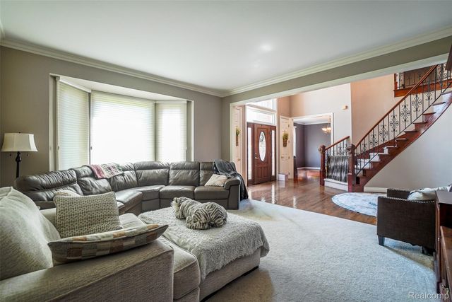 54182 Queensborough Drive, Shelby Charter Township, MI 48315