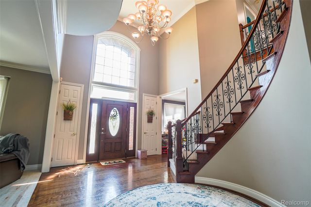 54182 Queensborough Drive, Shelby Charter Township, MI 48315