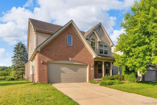 1143 Polo Drive, South Lyon, MI 48178