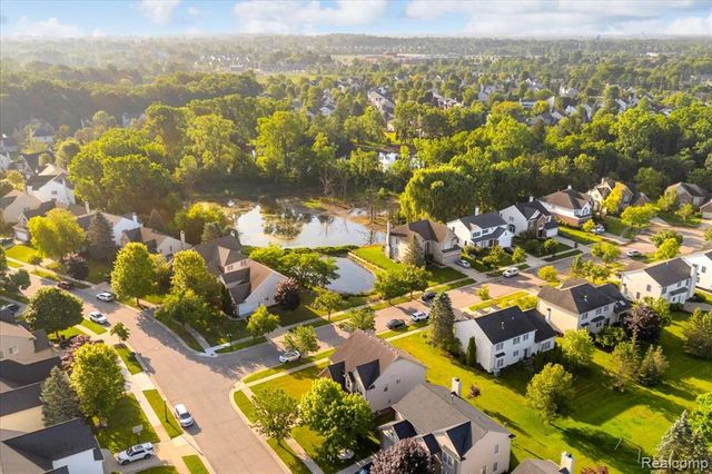 1143 Polo Drive, South Lyon, MI 48178