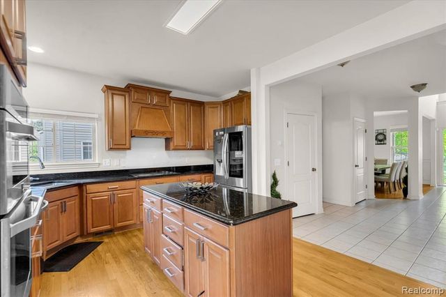 1143 Polo Drive, South Lyon, MI 48178