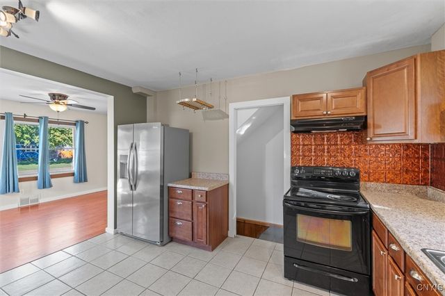 205 Elbow Road, Salina, NY 13212