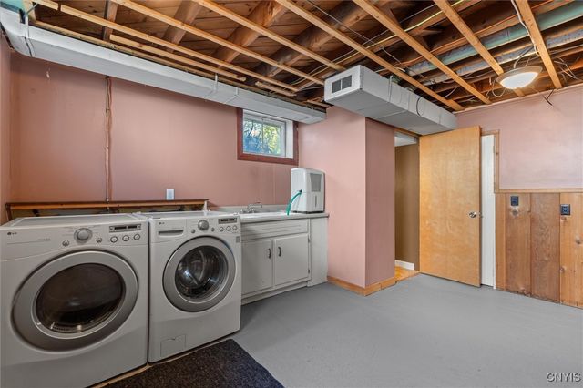 205 Elbow Road, Salina, NY 13212