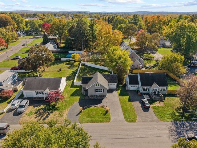 205 Elbow Road, Salina, NY 13212