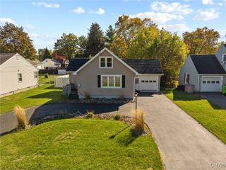 205 Elbow Road, Salina, NY 13212