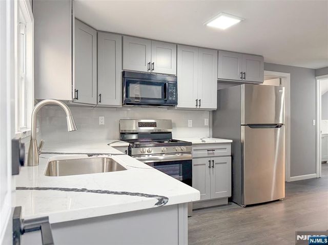 90 9th Street 2, Clifton, NJ 07011