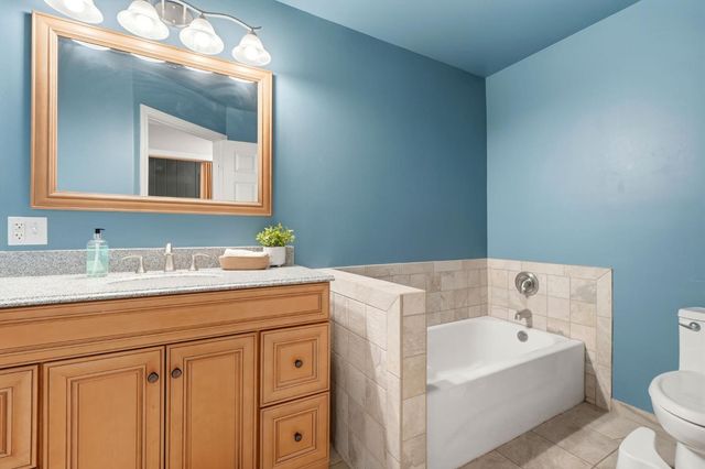 610 W Barstow, Fresno, CA 93704