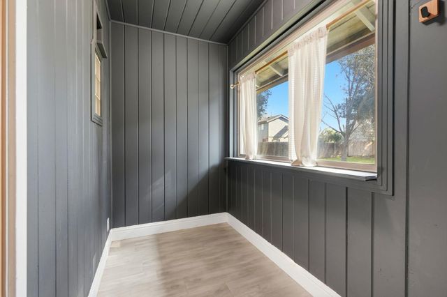 610 W Barstow, Fresno, CA 93704