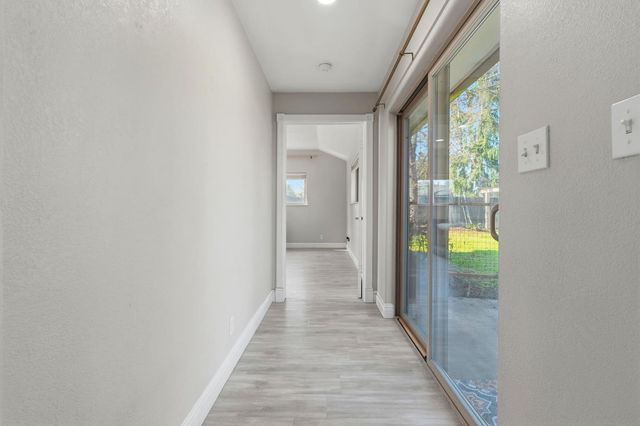 610 W Barstow, Fresno, CA 93704