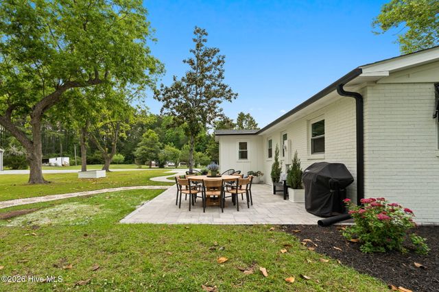 103 Royal Oak Road NW, Shallotte, NC 28470