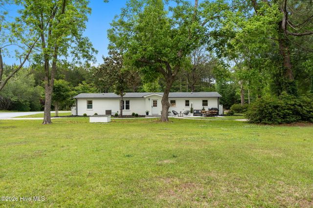 103 Royal Oak Road NW, Shallotte, NC 28470