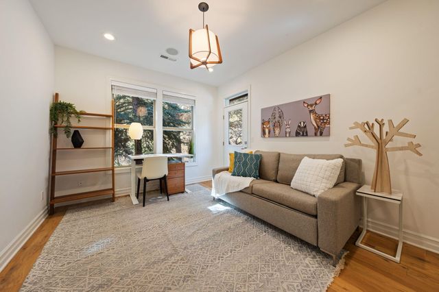 3374 NW Windwood Way, Bend, OR 97703