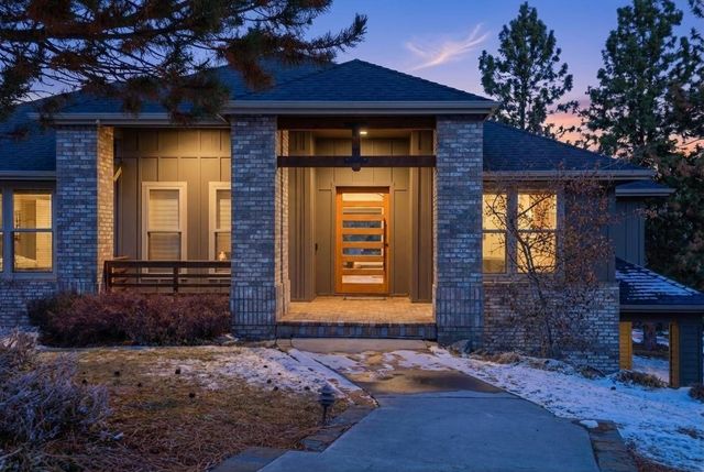 3374 NW Windwood Way, Bend, OR 97703