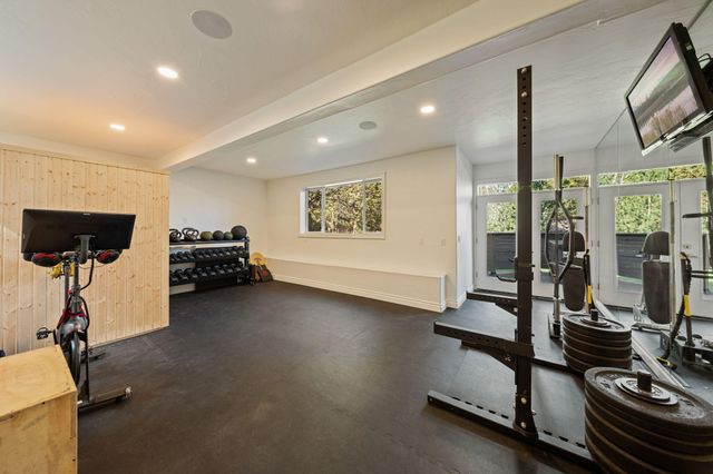 3374 NW Windwood Way, Bend, OR 97703