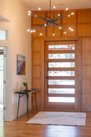 3374 NW Windwood Way, Bend, OR 97703