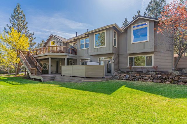 3374 NW Windwood Way, Bend, OR 97703