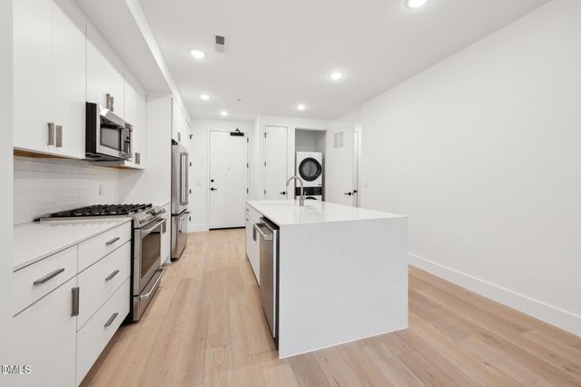 29 Enterprise Street 106, Raleigh, NC 27607
