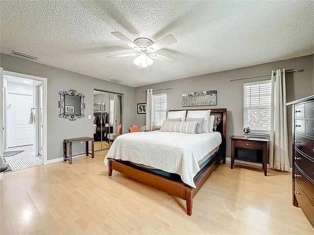 916 87TH STREET NW, Bradenton, FL 34209