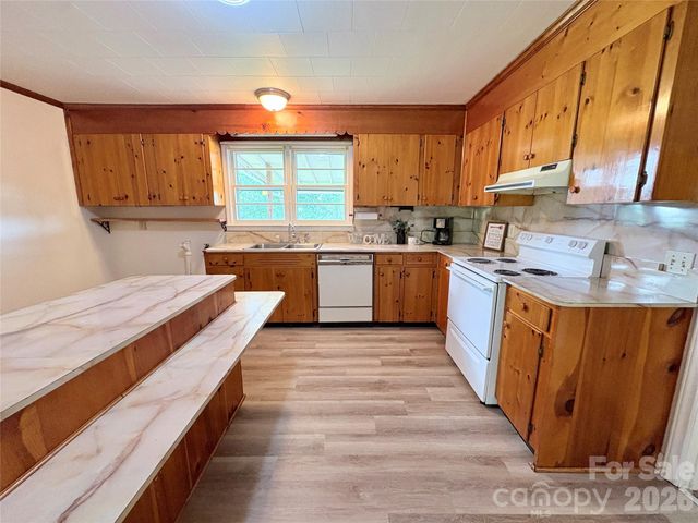 30 Cypress Road, Marion, NC 28752