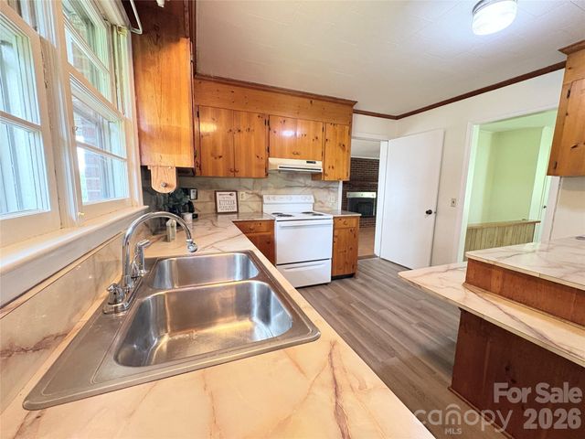 30 Cypress Road, Marion, NC 28752